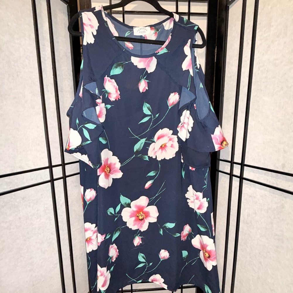 Janette Plus Floral Maxi Dress - Navy and Pink